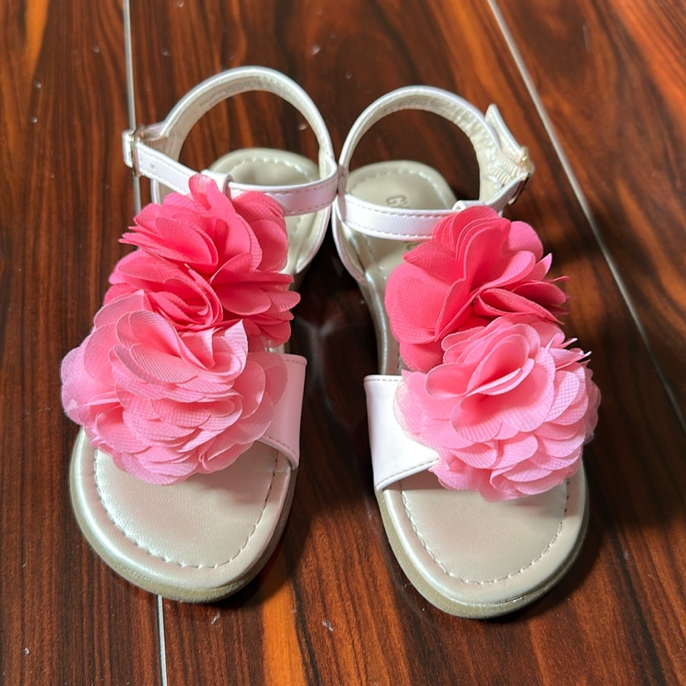Gymboree girl shoes size 11